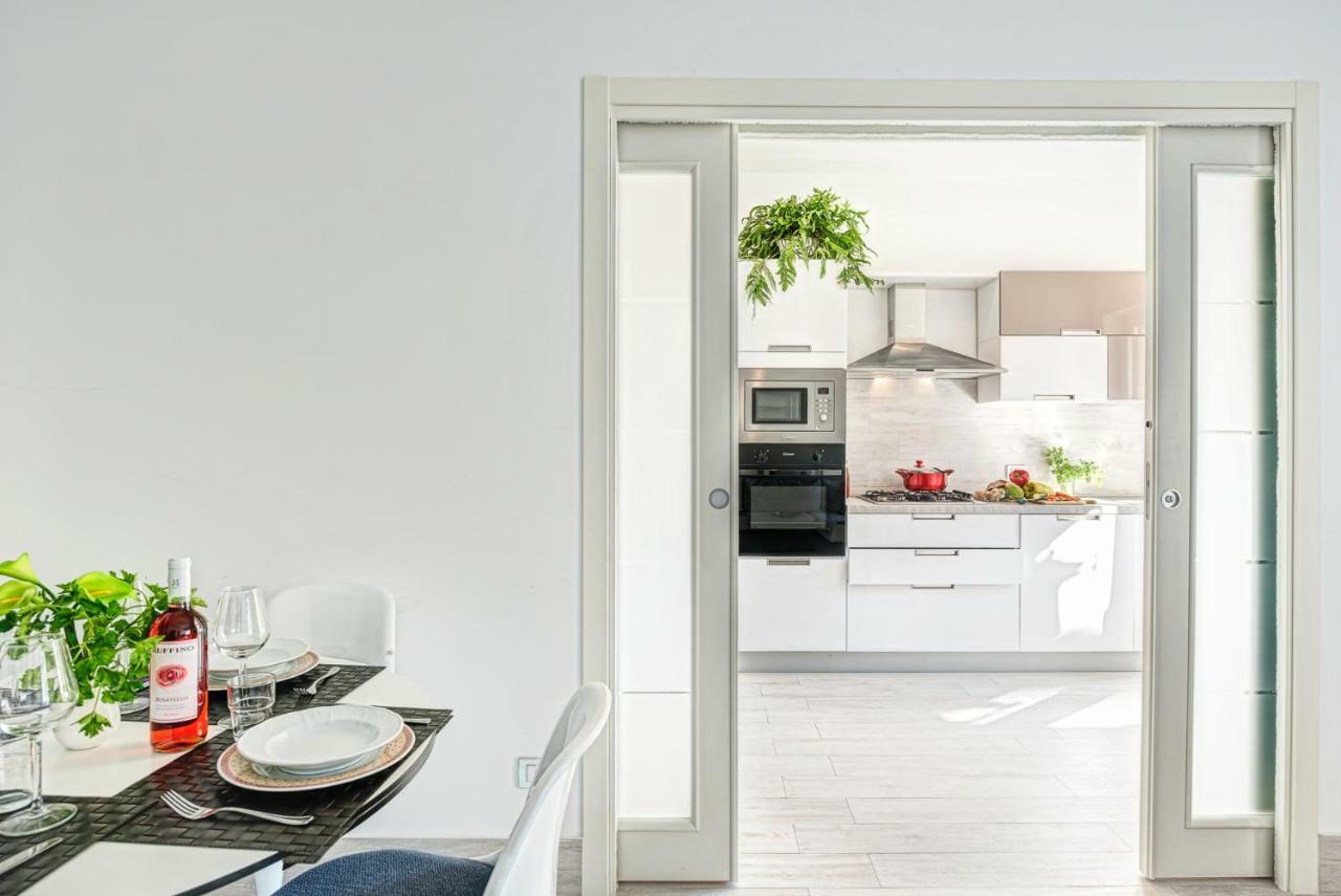 Gocce Villas - El Royale Suites Sorrento Esterno foto